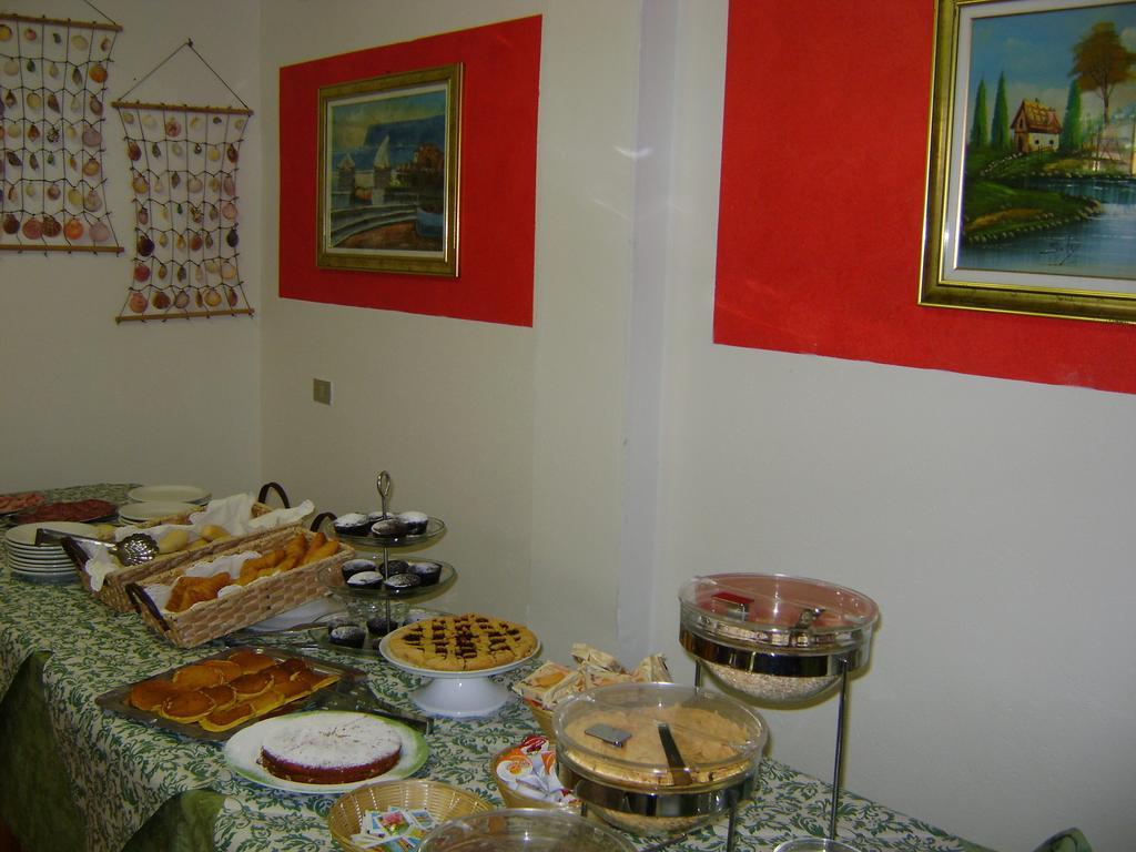 Hotel Villa Del Sole Rimini Extérieur photo