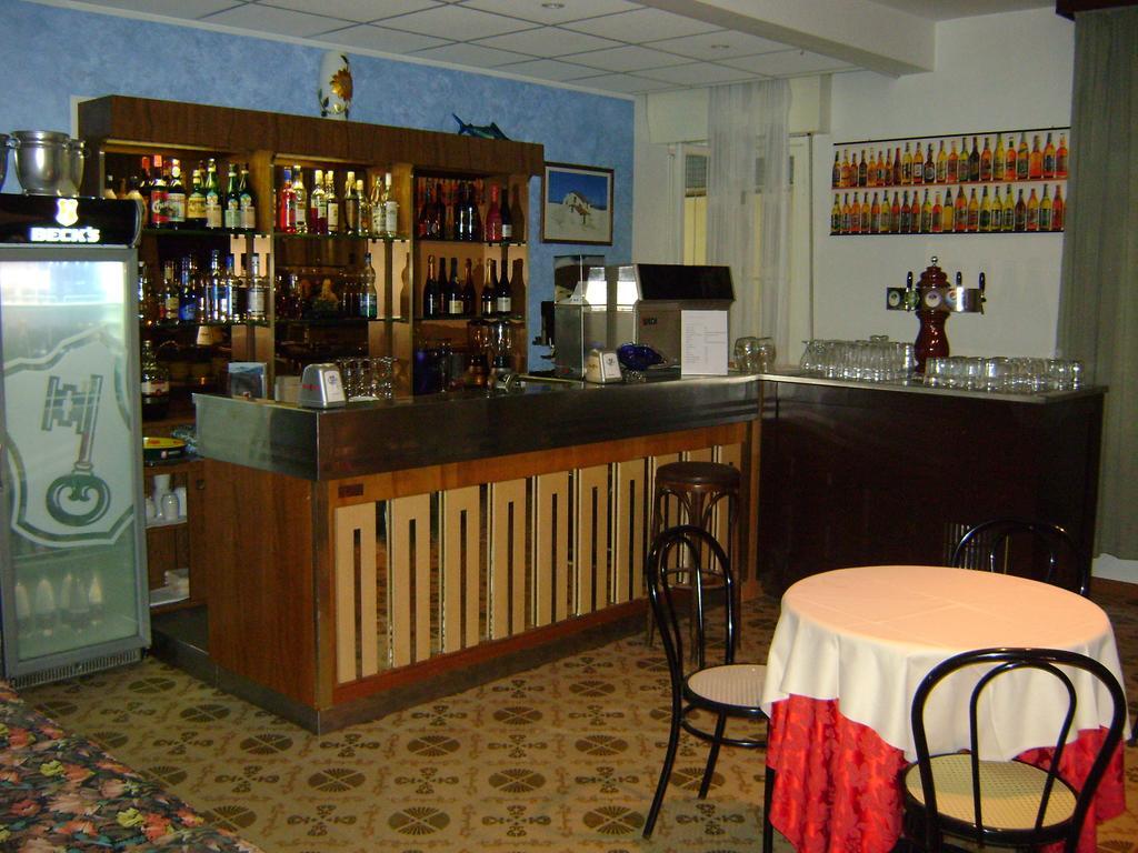 Hotel Villa Del Sole Rimini Extérieur photo