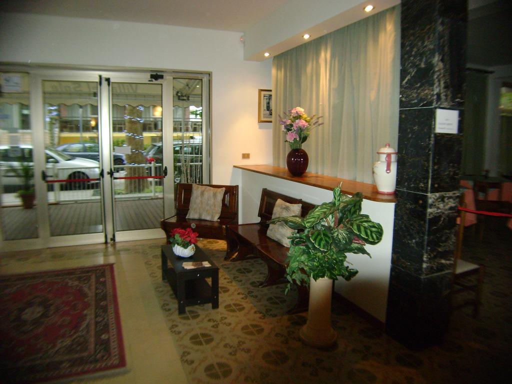 Hotel Villa Del Sole Rimini Extérieur photo