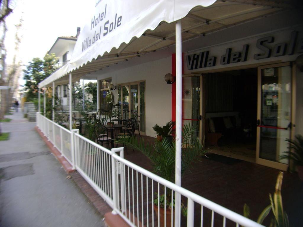 Hotel Villa Del Sole Rimini Extérieur photo