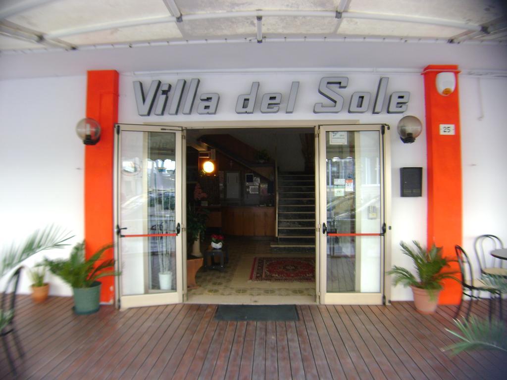 Hotel Villa Del Sole Rimini Extérieur photo