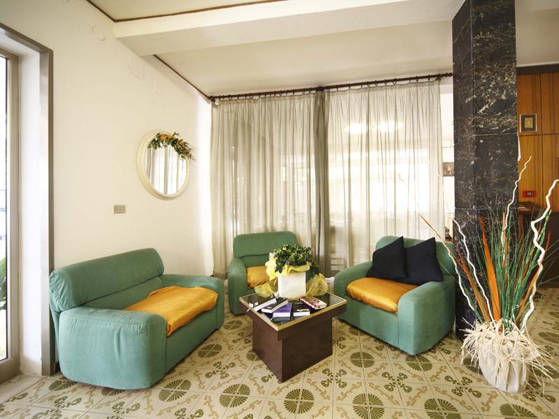 Hotel Villa Del Sole Rimini Extérieur photo
